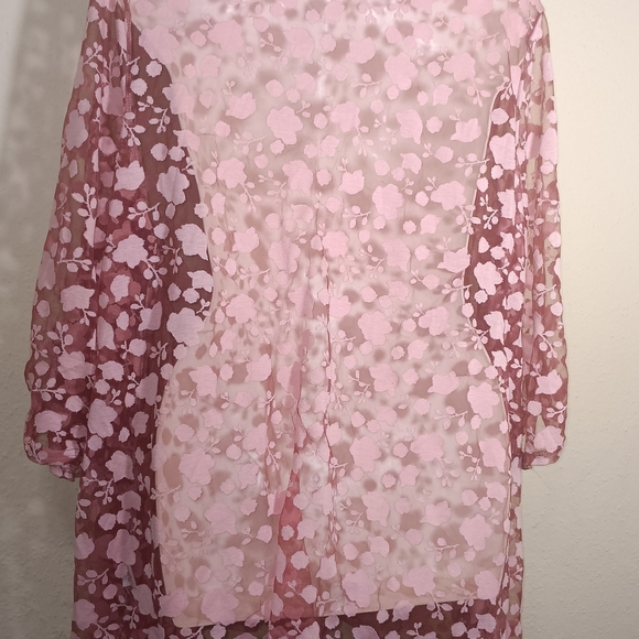 Siren Lily Rose Floral Blouse - Picture 6 of 9